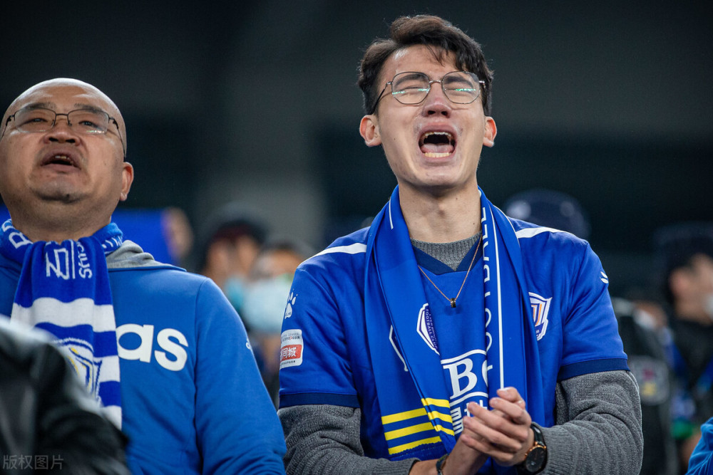 开云平台链接登录 -中超倒计时；费耶诺德清晨更衣室发声；细节引发关注；球迷炸锅；身体对抗强度拉满的简单介绍